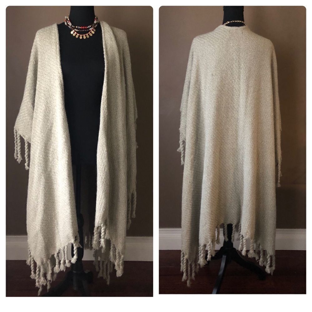 Do Everything in Love Kimono/Shawl NWT